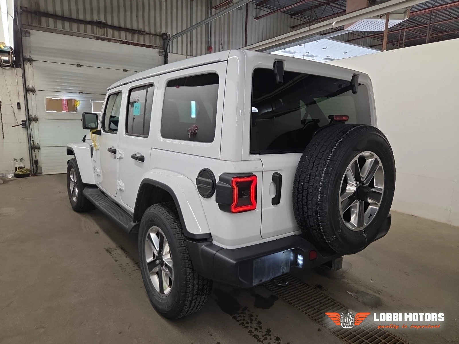 Jeep Wrangler, снимка 4 - Автомобили и джипове - 55928273