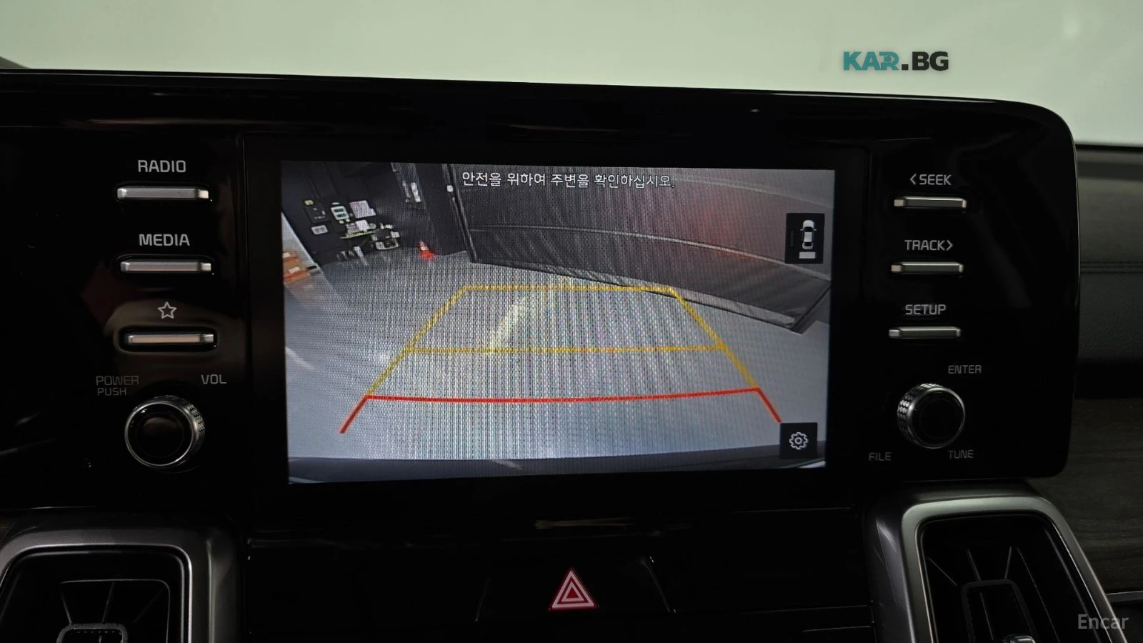 Kia Sorento PRESTIGE* 2.2D* DISTRONIC* КАМЕРА* ПОДГРЕВ* ОБДУХ*, снимка 13 - Автомобили и джипове - 56103113
