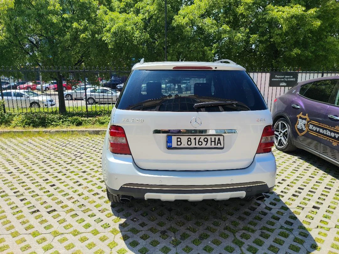 Mercedes-Benz ML 320, снимка 4 - Автомобили и джипове - 56576116