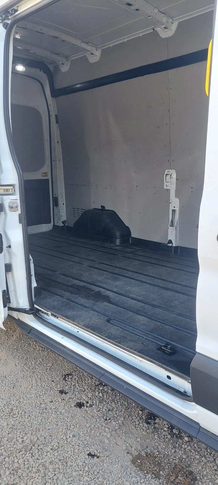 Ford Transit 2.0 tdci клима , снимка 9 - Бусове и автобуси - 56436882