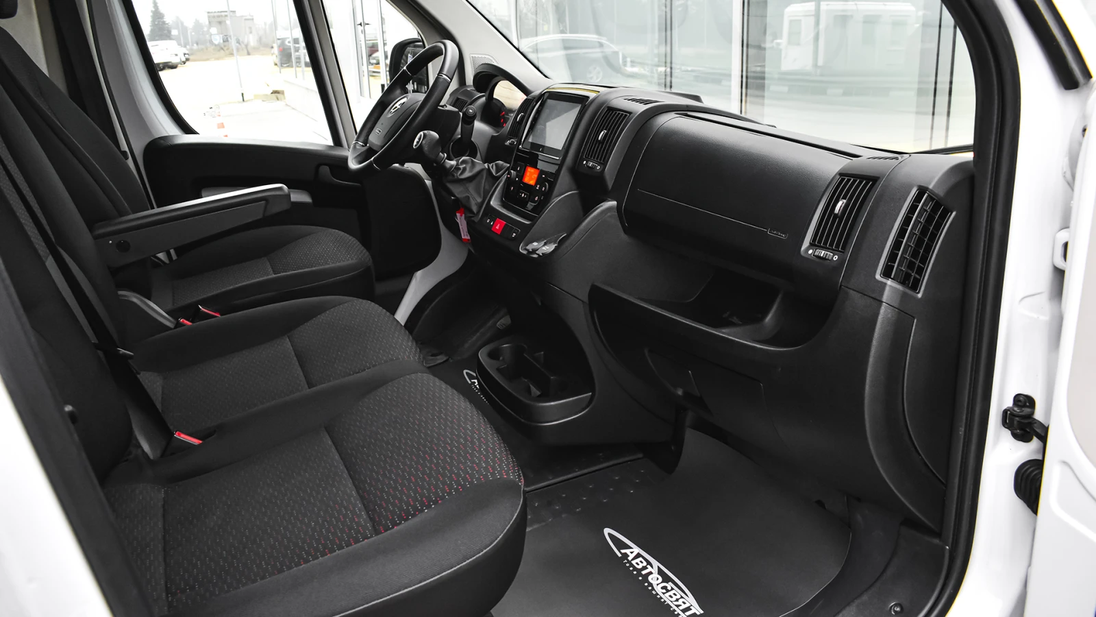 Opel Movano Edition Van 2.2 BlueHDI 140 L3H2 3, 5t, снимка 9 - Бусове и автобуси - 54844209