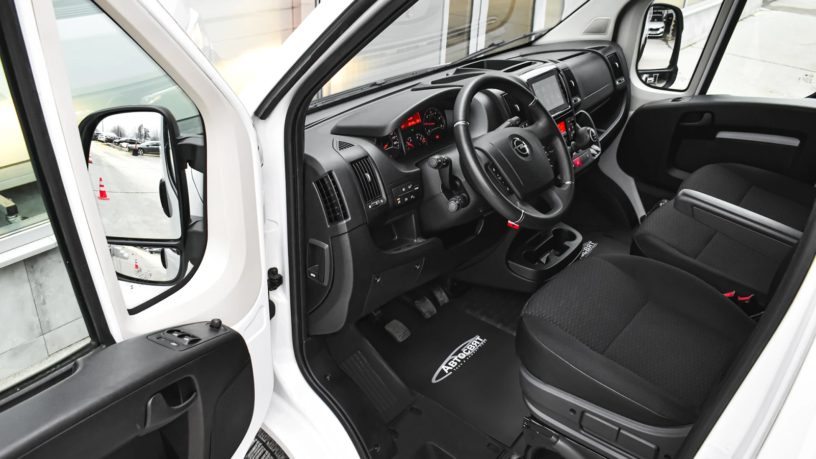 Opel Movano Edition Van 2.2 BlueHDI 140 L3H2 3, 5t, снимка 8 - Бусове и автобуси - 54844209