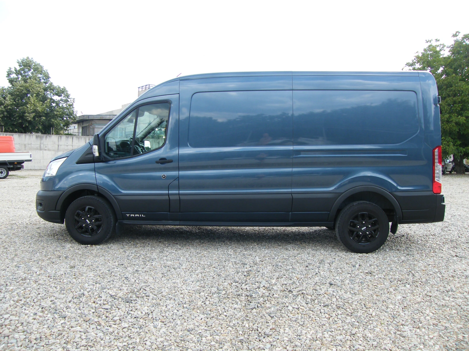 Ford Transit 2.0 TDCI EURO 6D, снимка 6 - Бусове и автобуси - 55610384