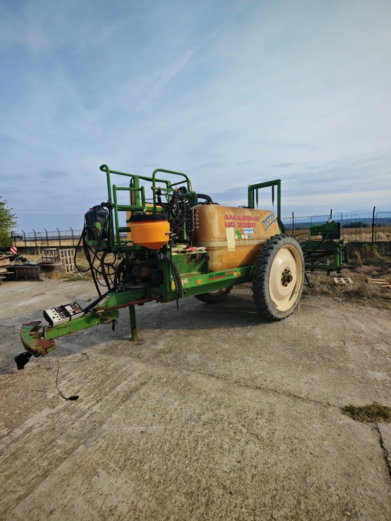 Пръскачка Amazone 2200, снимка 2 - Селскостопанска техника - 52052210