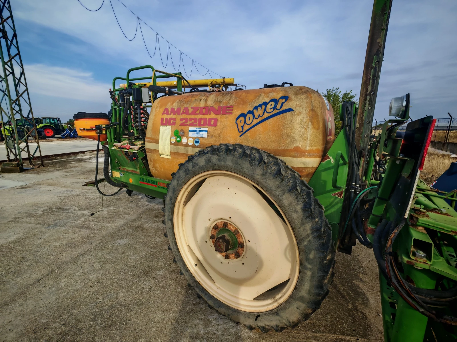 Пръскачка Amazone 2200 - изображение 8