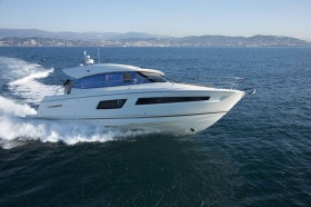 Моторна яхта Jeanneau Prestige 450 S, снимка 1 - Воден транспорт - 44090060