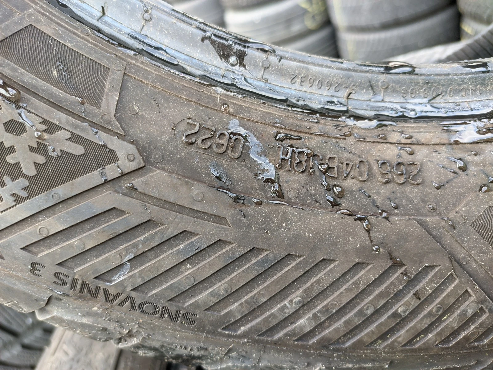 Гуми Зимни 215/60R16, снимка 7 - Гуми и джанти - 56725609