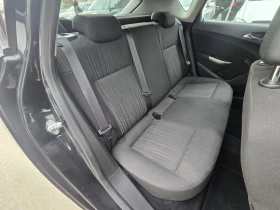 Opel Astra 1.7cdti 110к.с Топ състояние , снимка 14