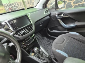 Peugeot 208, снимка 7