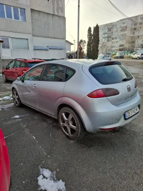 Seat Leon 2.0 TDI, снимка 13