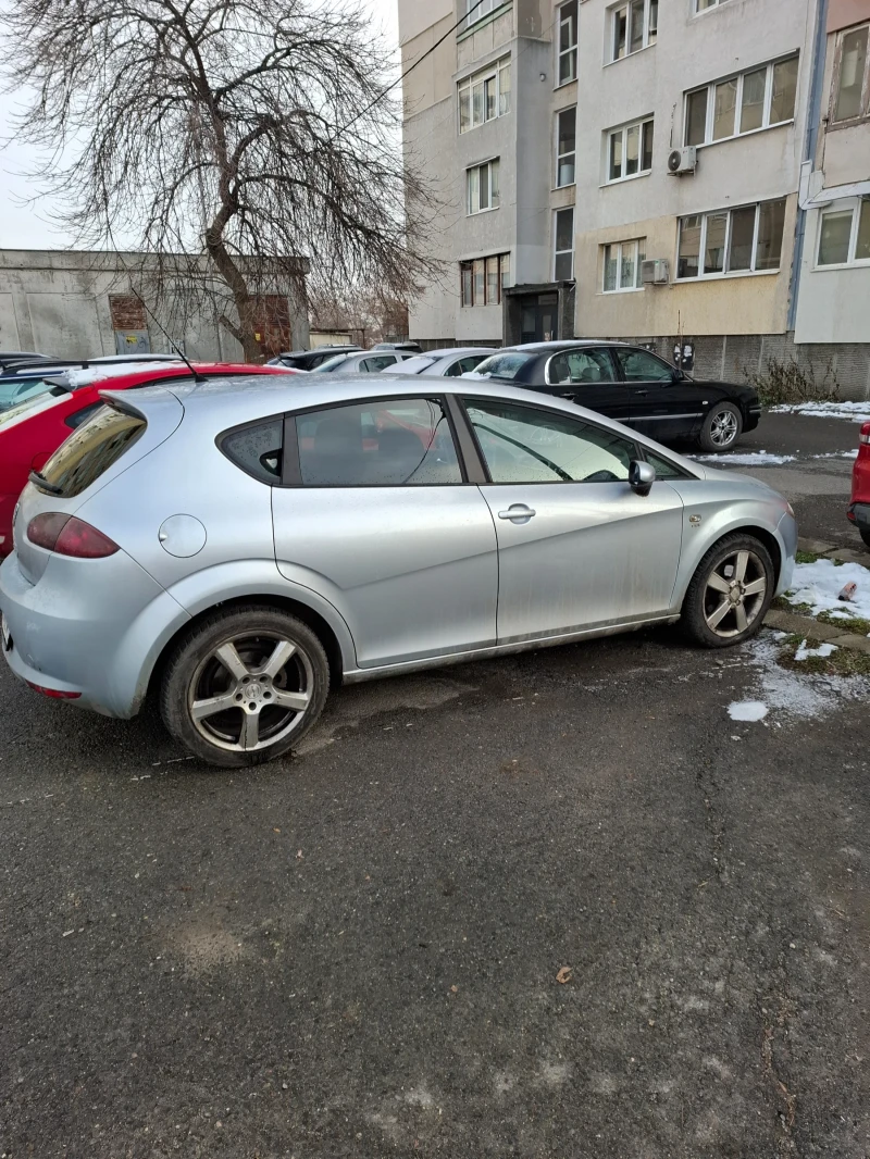 Seat Leon 2.0 TDI, снимка 12 - Автомобили и джипове - 47200957