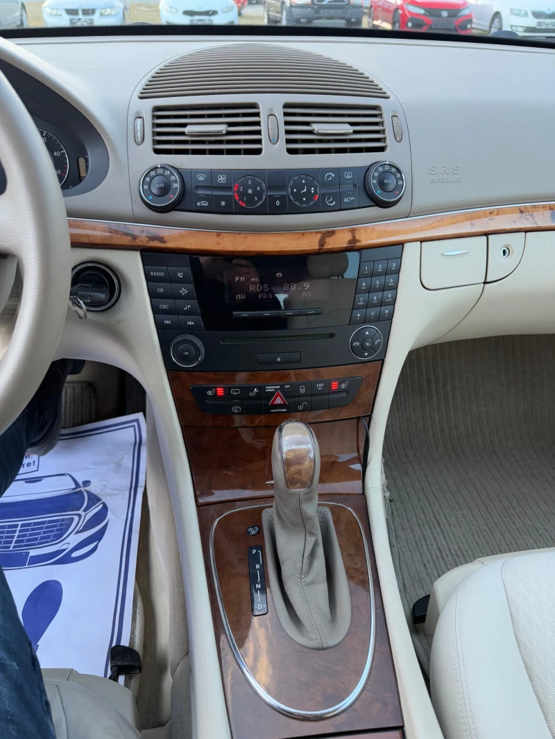 Mercedes-Benz E 220 2.2CDi 150к.с * Автоматик* , снимка 15 - Автомобили и джипове - 48603828