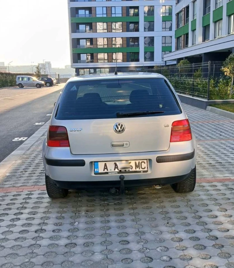 VW Golf 1.6 ГАЗОВ ИНЖЕКЦИОН , снимка 8 - Автомобили и джипове - 49113502