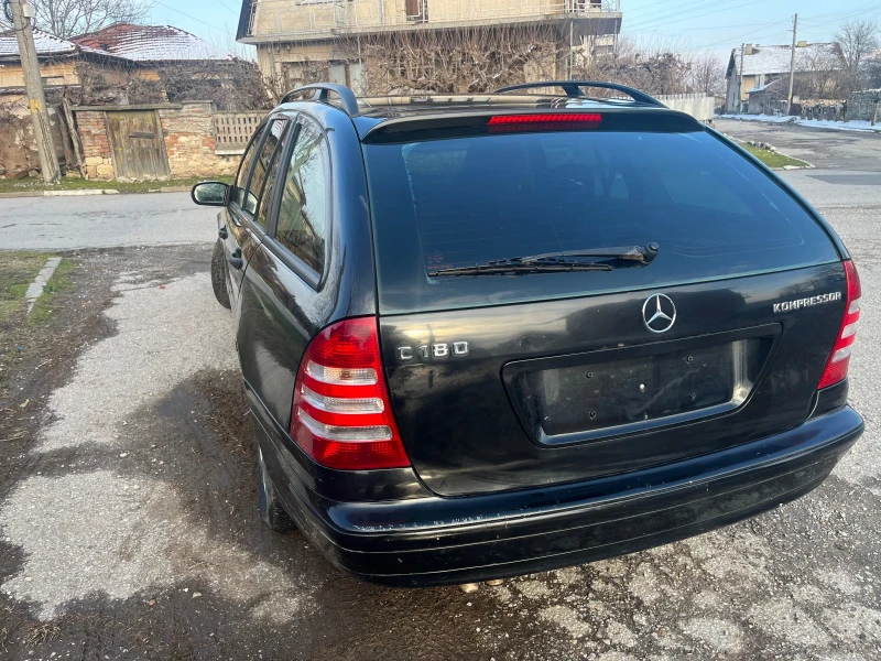 Mercedes-Benz C 180 c180 kompressor , снимка 3 - Автомобили и джипове - 49210174