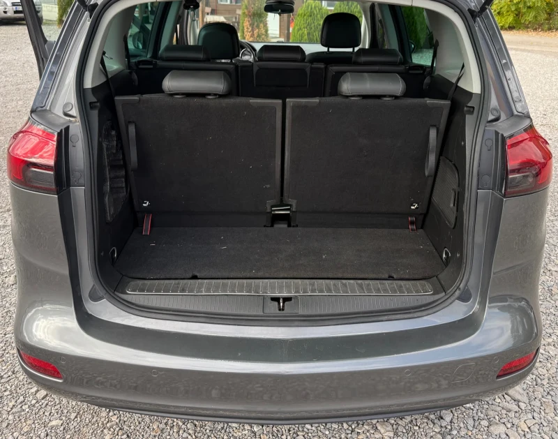 Opel Zafira 1.6i 150кс * МЕТАН* * 7 места* * Климатроник* , снимка 14 - Автомобили и джипове - 52150633