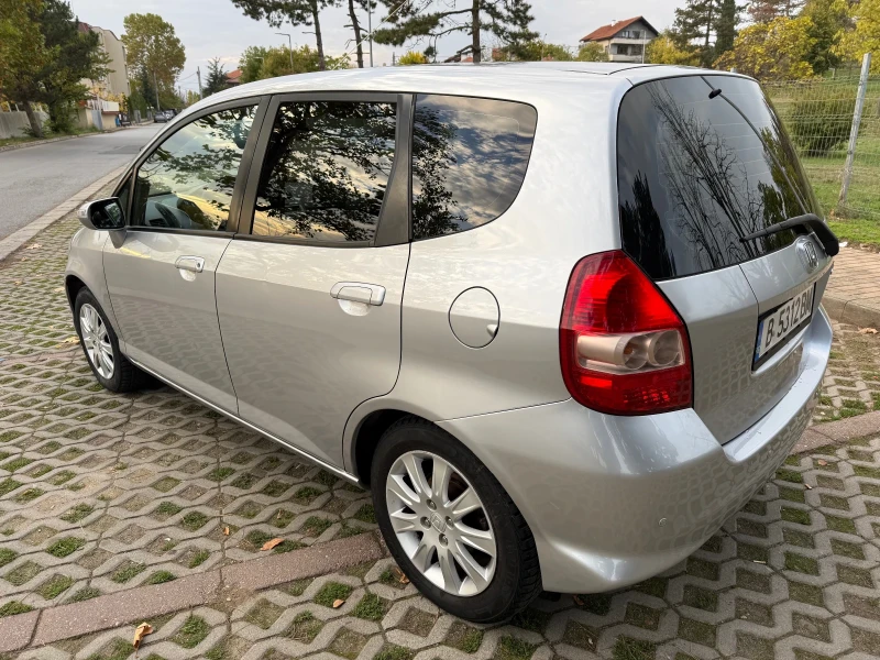 Honda Jazz 1.4 83 к.с Фейслифт, снимка 4 - Автомобили и джипове - 52190299