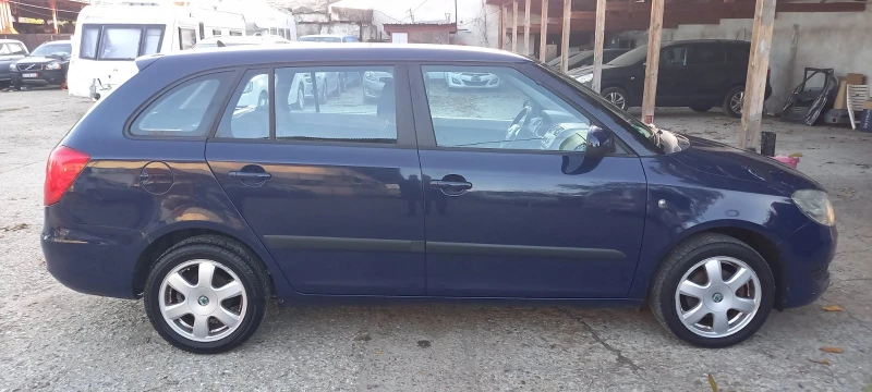 Skoda Fabia 1.2i , снимка 5 - Автомобили и джипове - 52653481