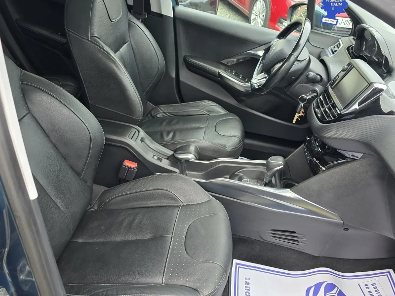Peugeot 2008, снимка 6 - Автомобили и джипове - 53090616