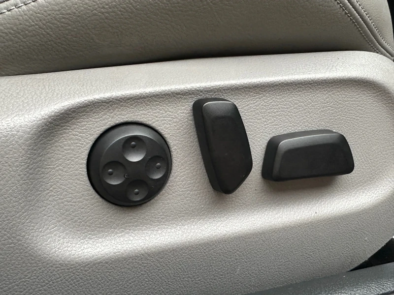 VW Passat 2.0TDI HighLine, снимка 15 - Автомобили и джипове - 53154995