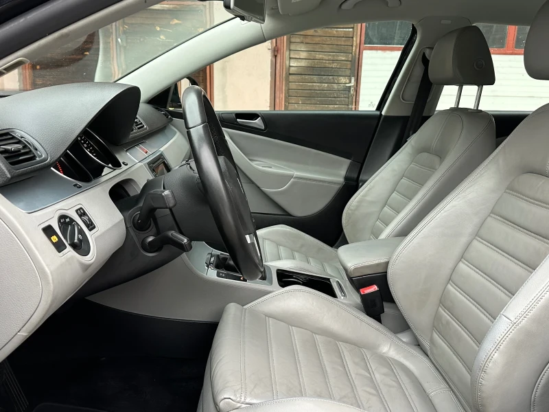 VW Passat 2.0TDI HighLine, снимка 9 - Автомобили и джипове - 53154995