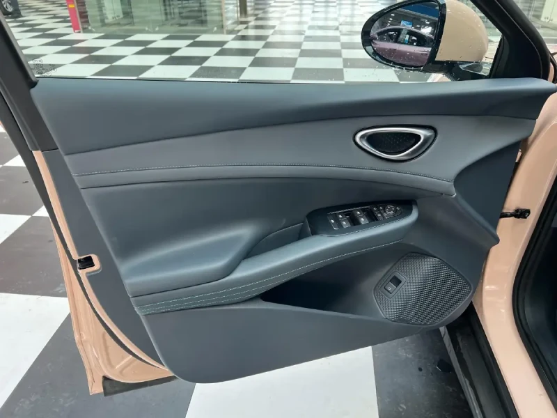 BYD Seal 2025 BYD Seal06GT BEV 72.96KWH, снимка 9 - Автомобили и джипове - 53233126