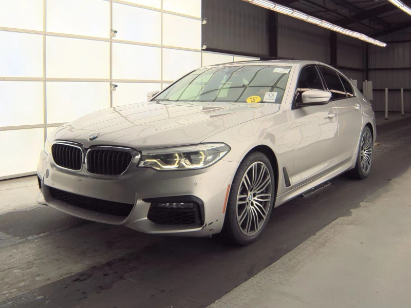 BMW 540 * xDrive M SPORT LINE* Massage* Head-Up* Ventilate, снимка 3 - Автомобили и джипове - 53237084