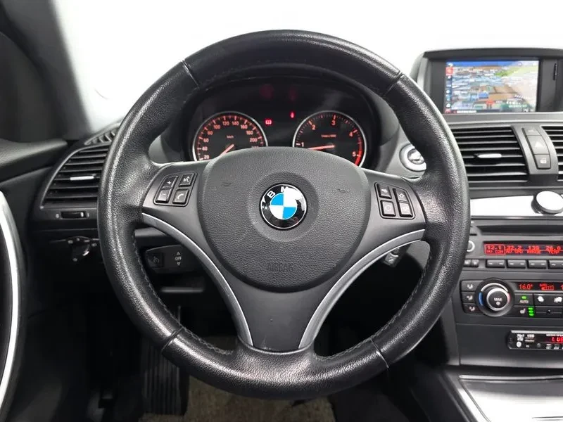 BMW 120 Coupe High, снимка 12 - Автомобили и джипове - 54960452