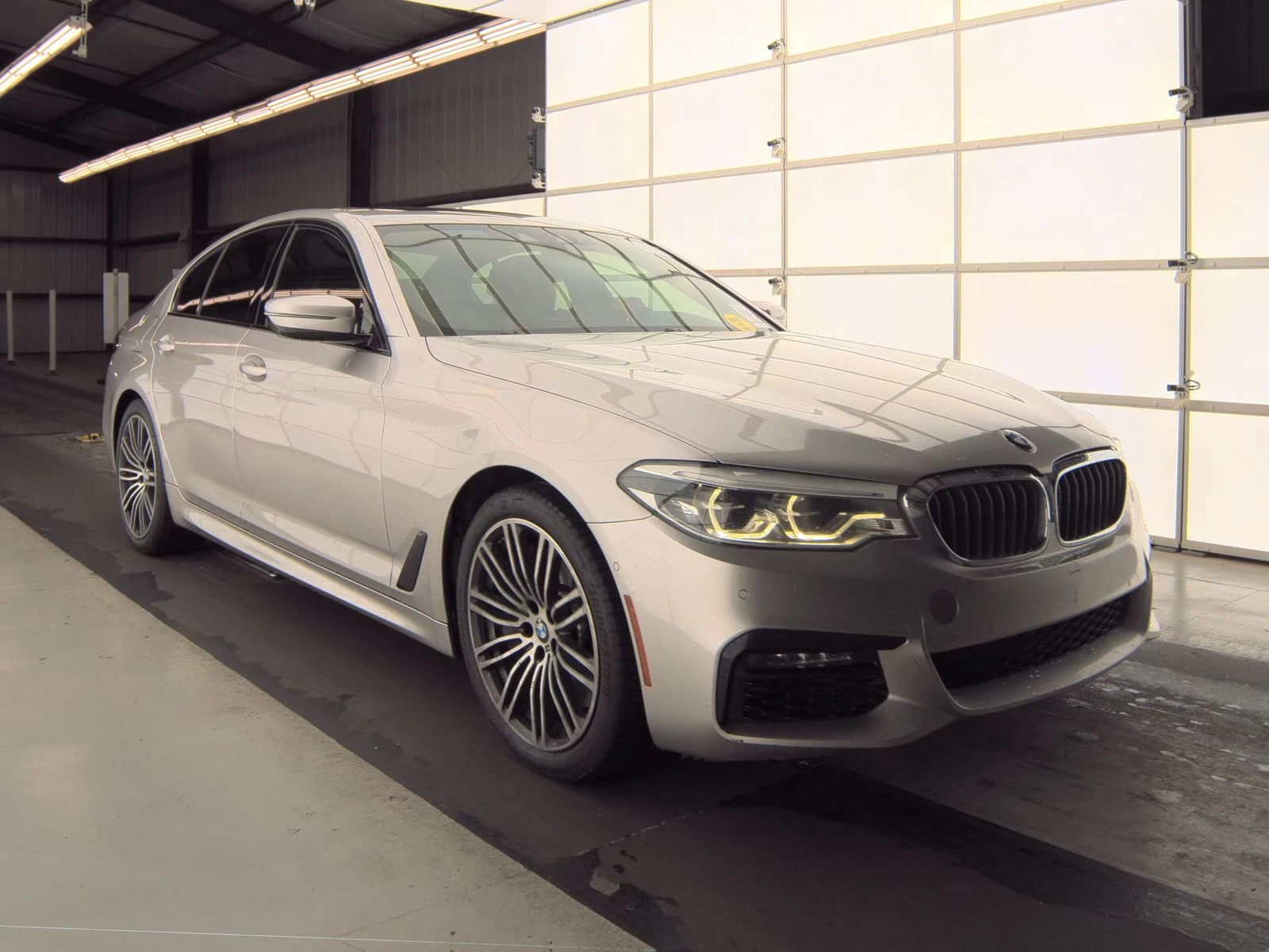 BMW 540 * xDrive M SPORT LINE* Massage* Head-Up* Ventilate, снимка 1