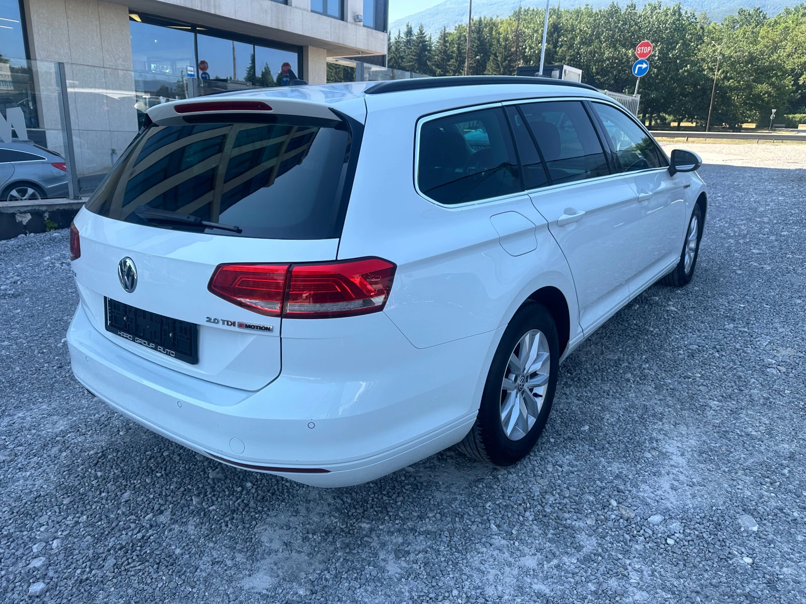 VW Passat АВТОМАТИК 4х4 - изображение 5