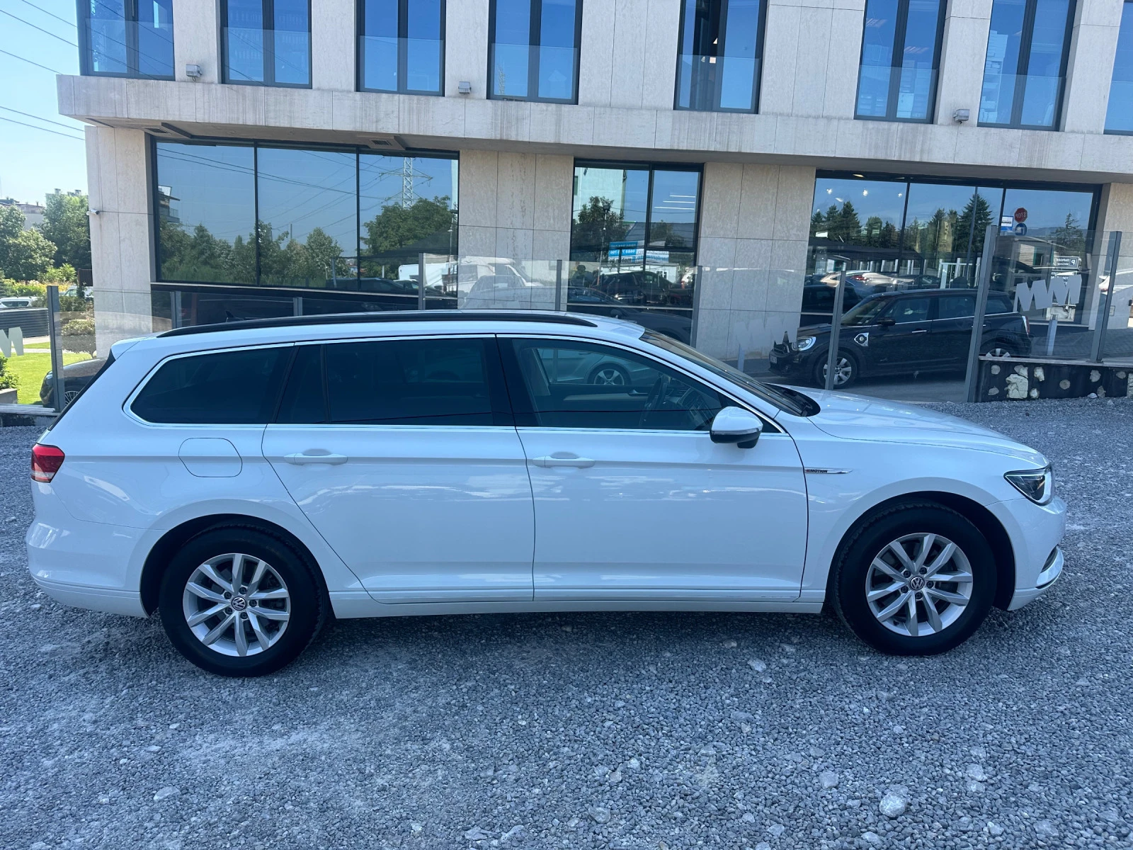 VW Passat АВТОМАТИК 4х4 - изображение 4