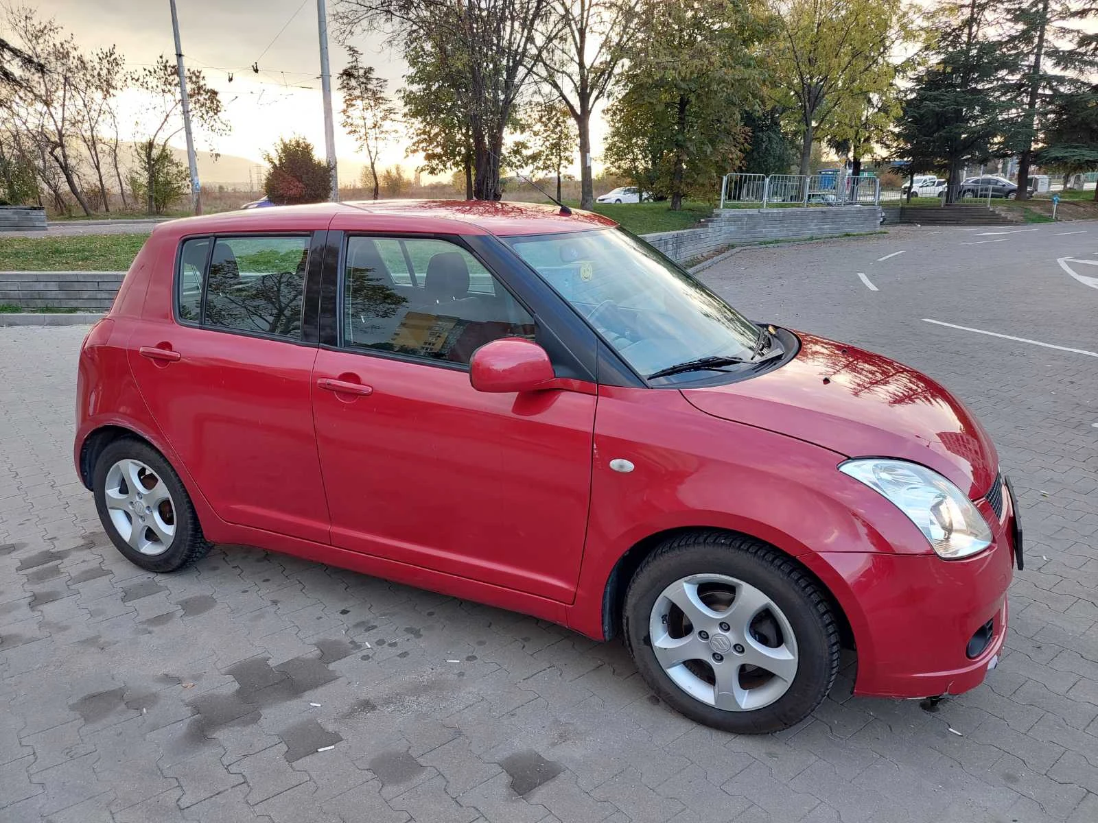 Suzuki Swift  - изображение 4