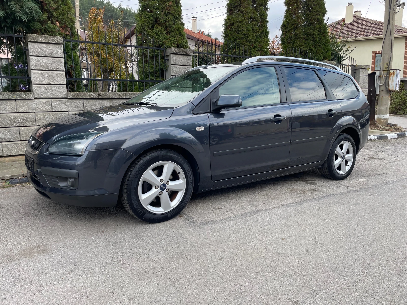 Ford Focus 1.6i 16V 101к.с. - изображение 7