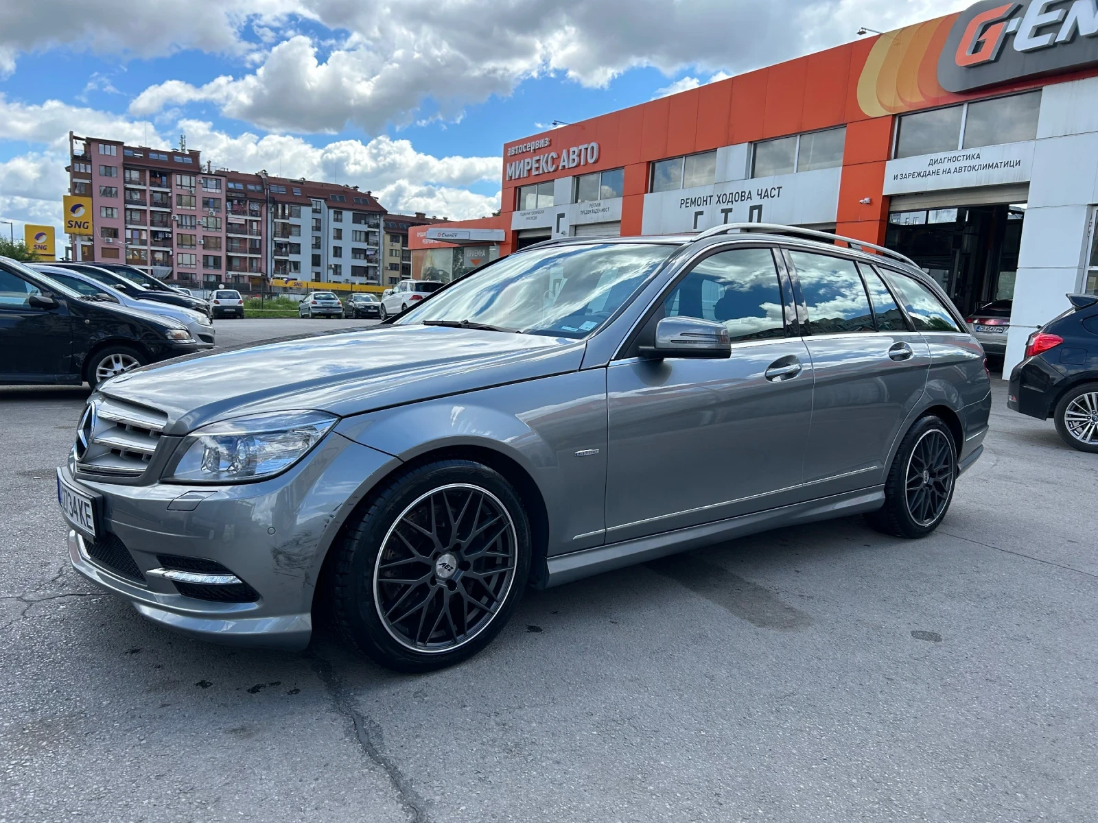 Mercedes-Benz C 350  - изображение 4