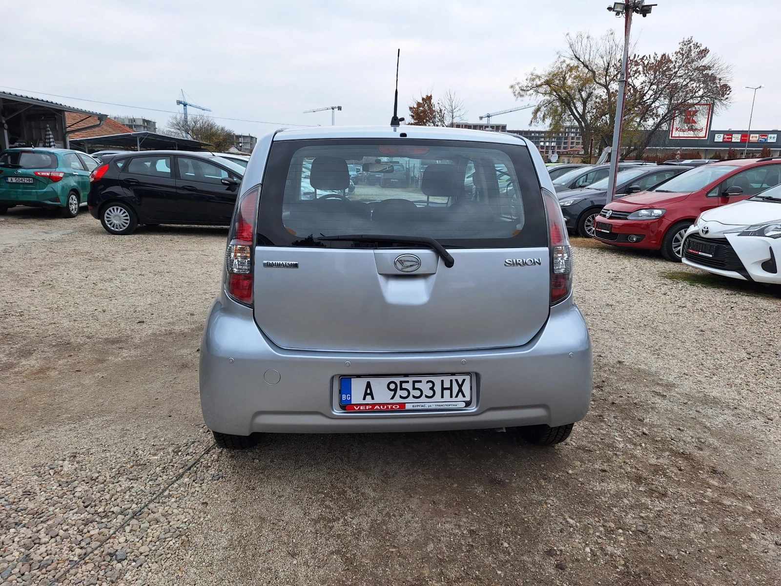 Daihatsu Sirion 1.3 automat - изображение 6