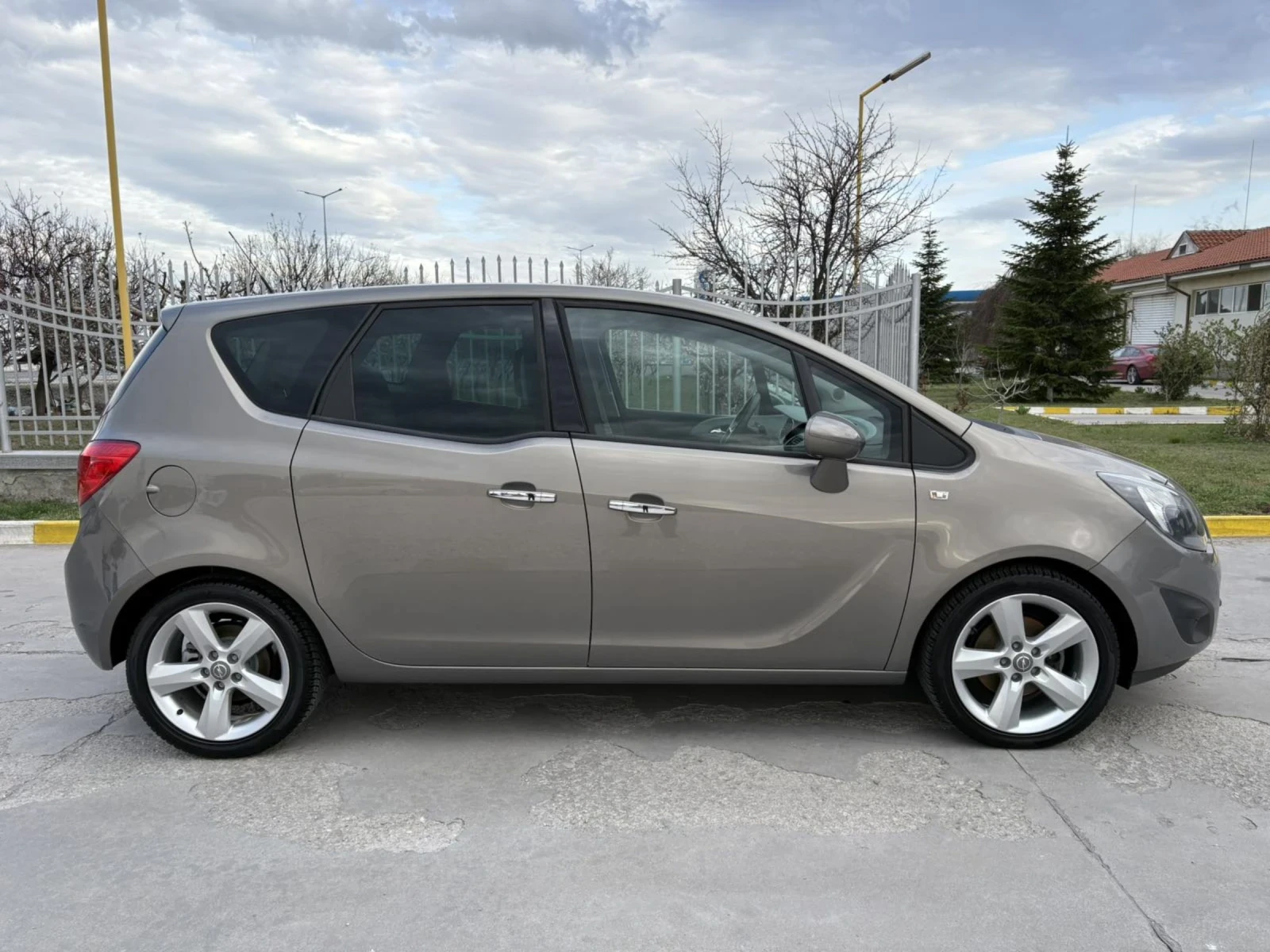 Opel Meriva 89.000км - изображение 7
