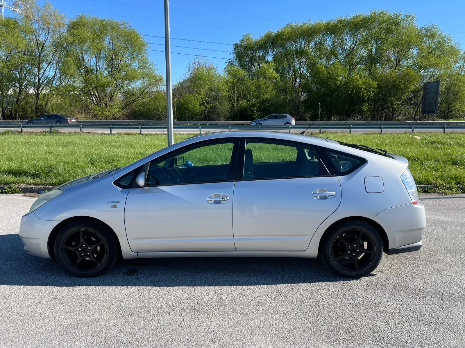 Toyota Prius  - изображение 7