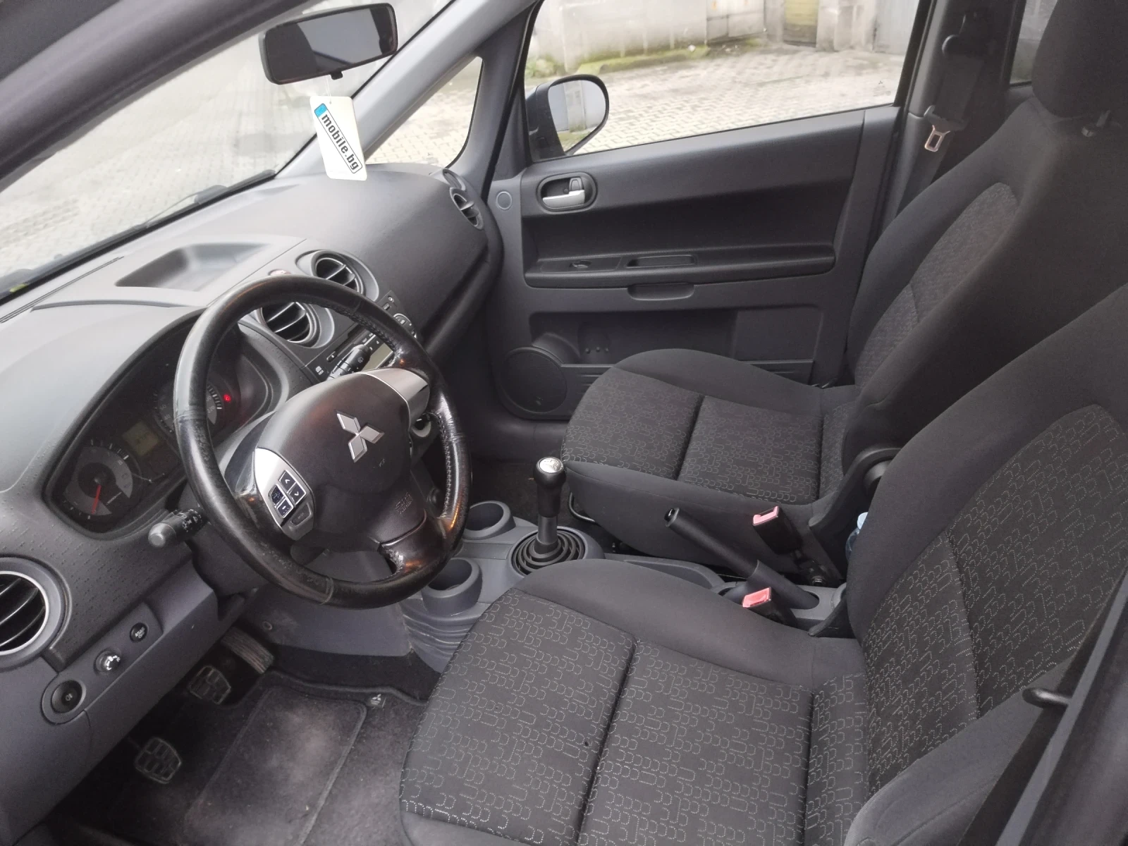 Mitsubishi Colt Facelift - изображение 10