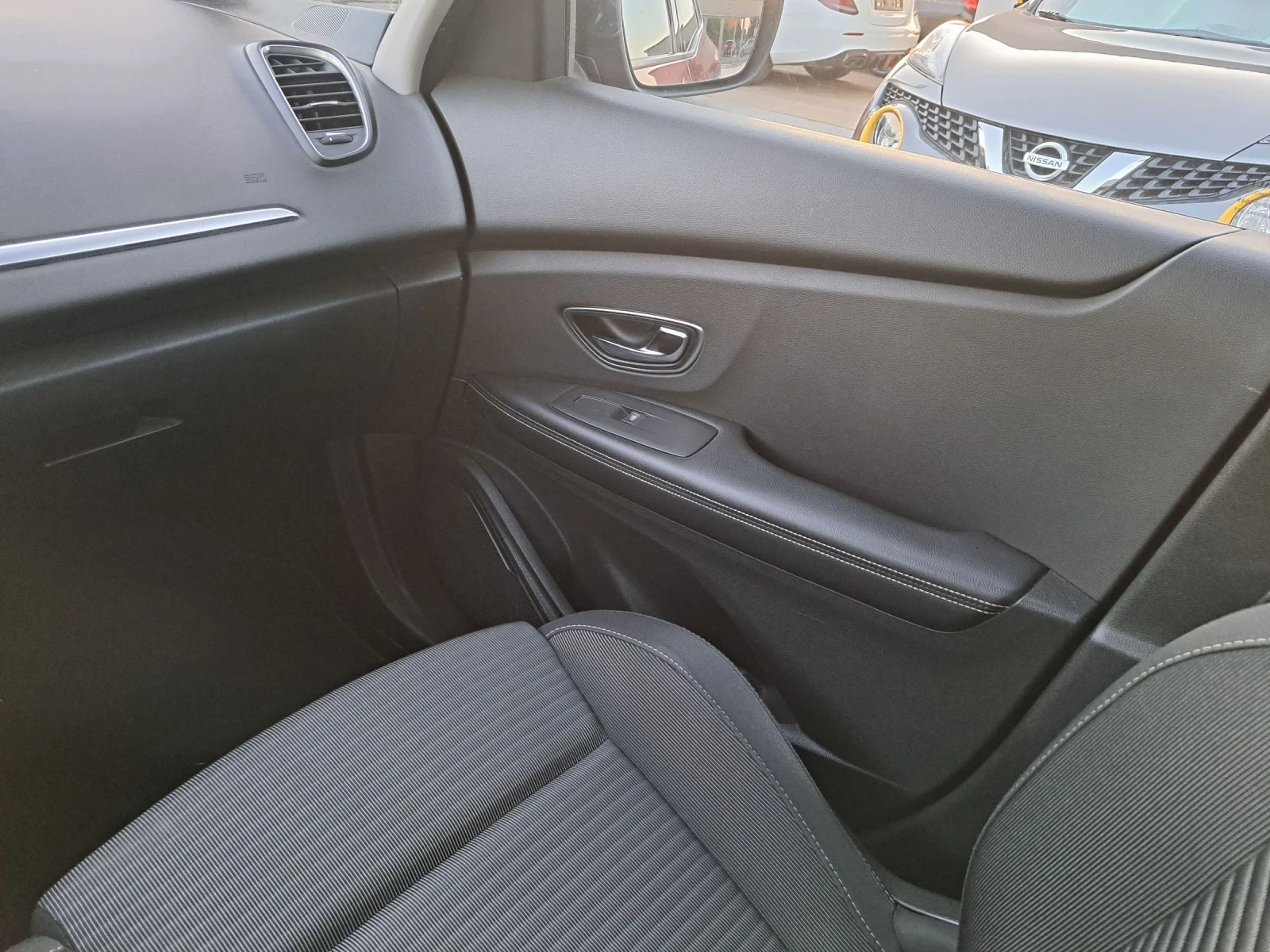 Renault Scenic 1.5dci/нави/камера - изображение 8