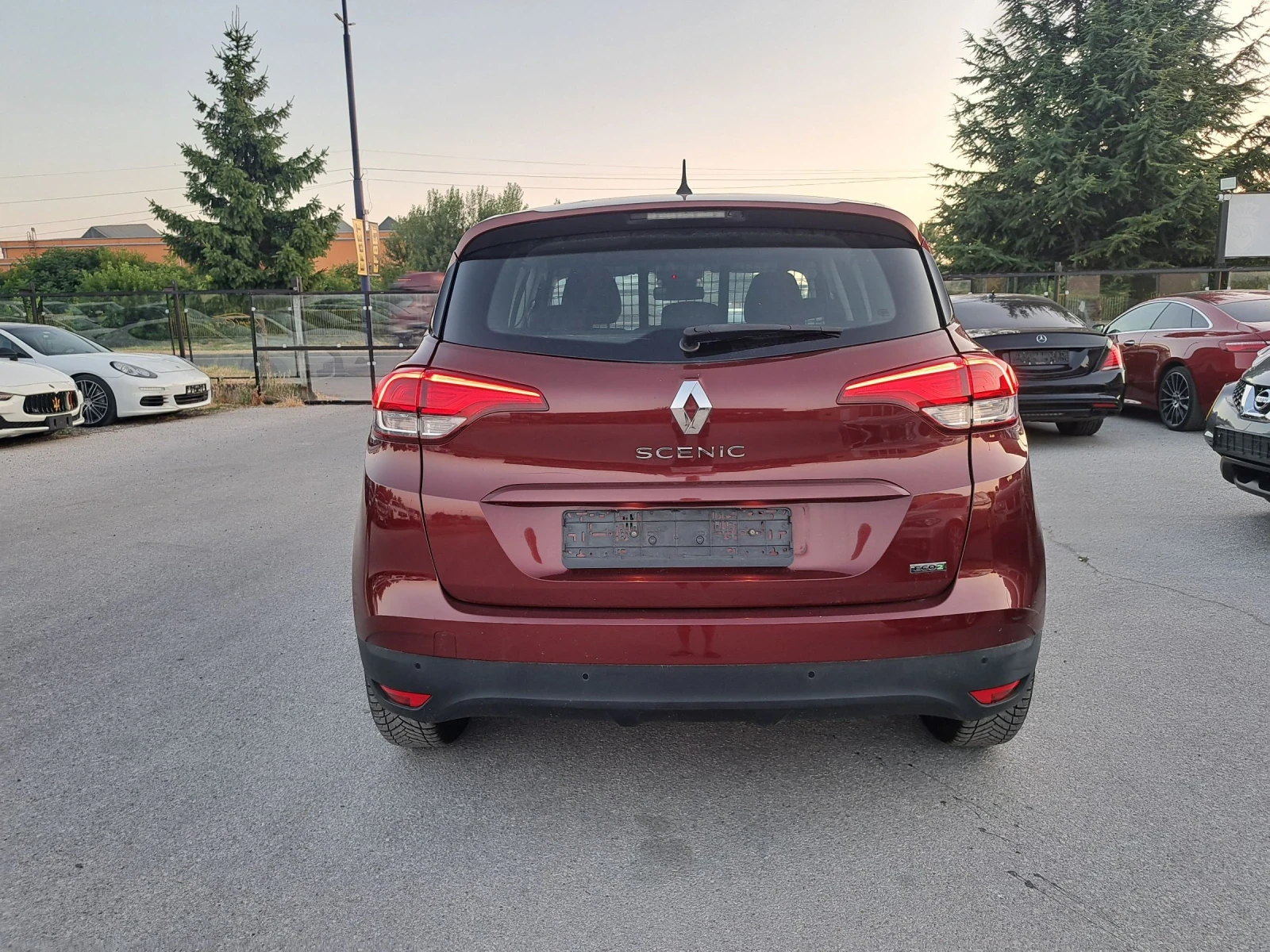 Renault Scenic 1.5dci/нави/камера - изображение 3