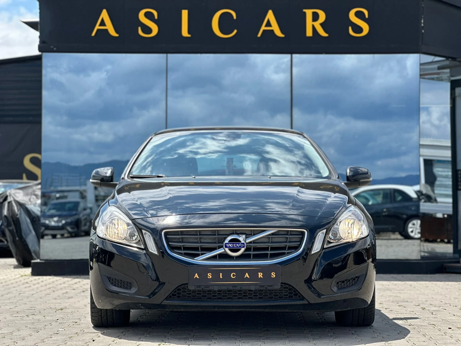 Volvo V60 / EDRIVE / 1.6D / EURO 5 / TOP /  - изображение 8