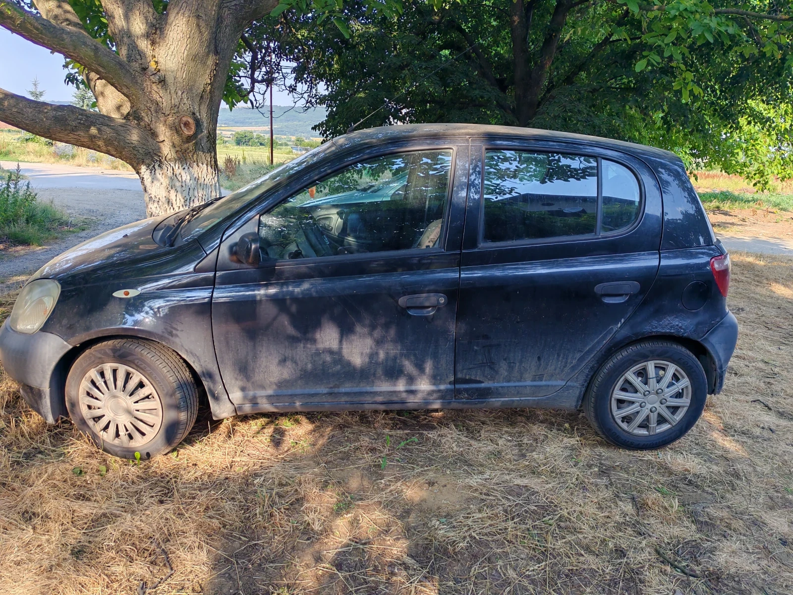 Toyota Yaris Vvt i - изображение 3