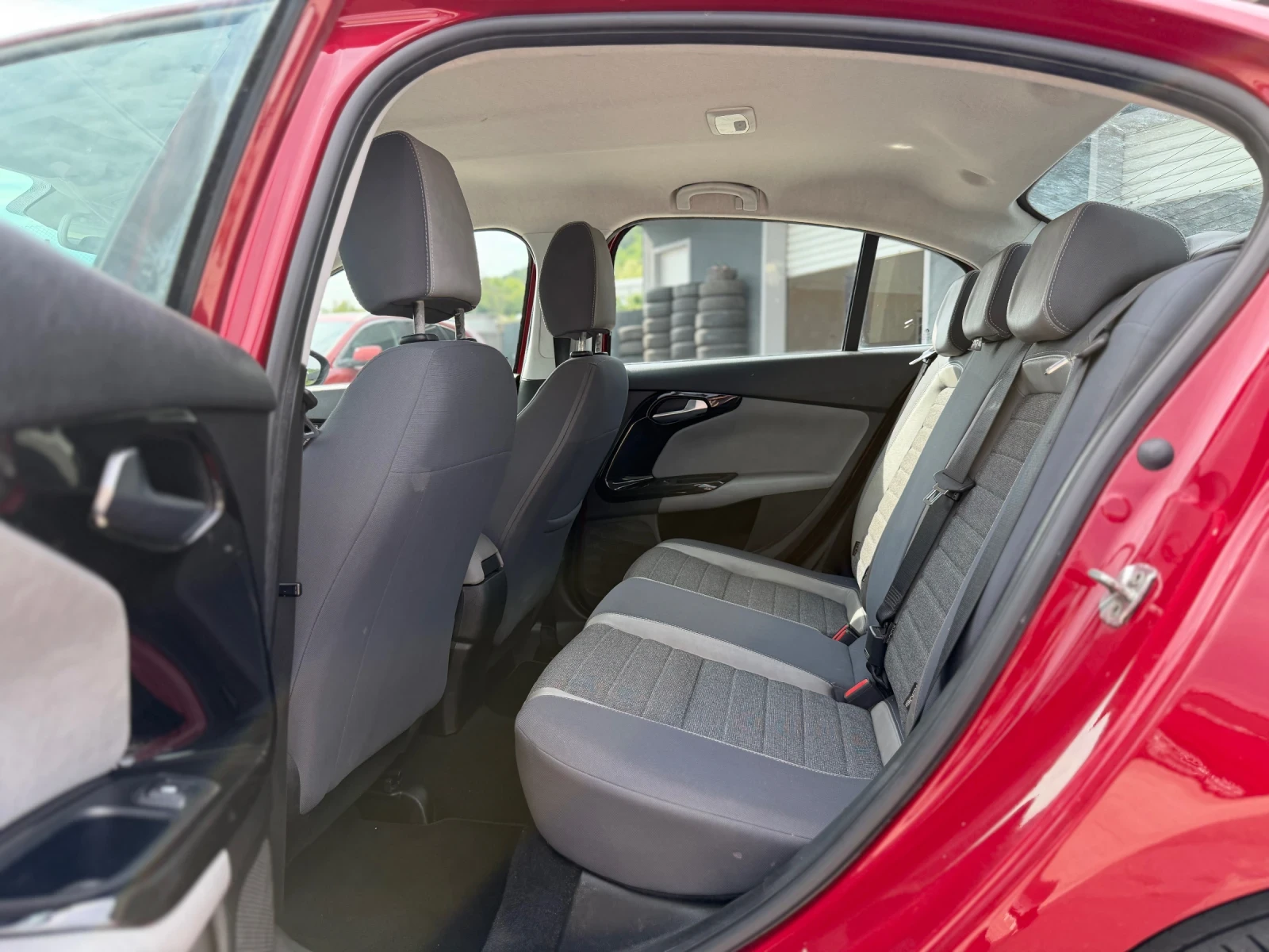 Fiat Tipo 1.3M-jet СЕДАН , снимка 11 - Автомобили и джипове - 51694965
