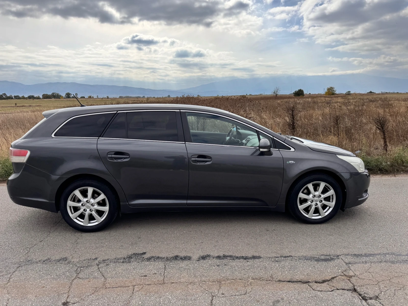 Toyota Avensis 2.2D Automatic Euro 5 Camera Navi - изображение 4