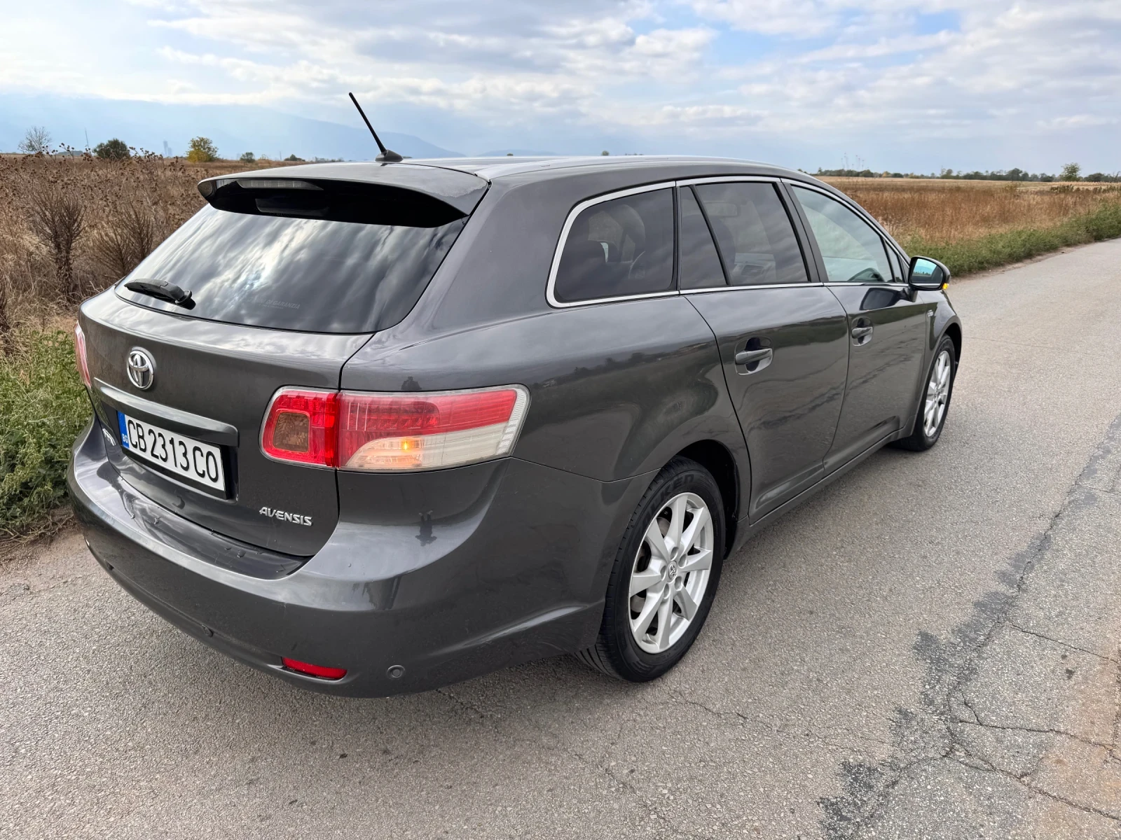 Toyota Avensis 2.2D Automatic Euro 5 Camera Navi - изображение 5