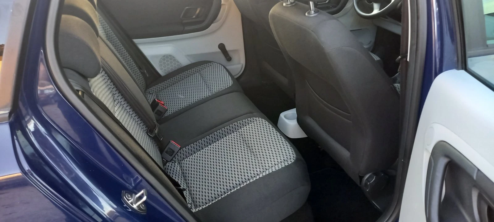 Skoda Fabia 1.2i  | Mobile.bg — изображение 15