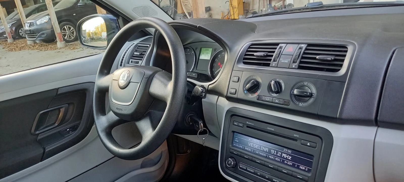 Skoda Fabia 1.2i  | Mobile.bg — изображение 12