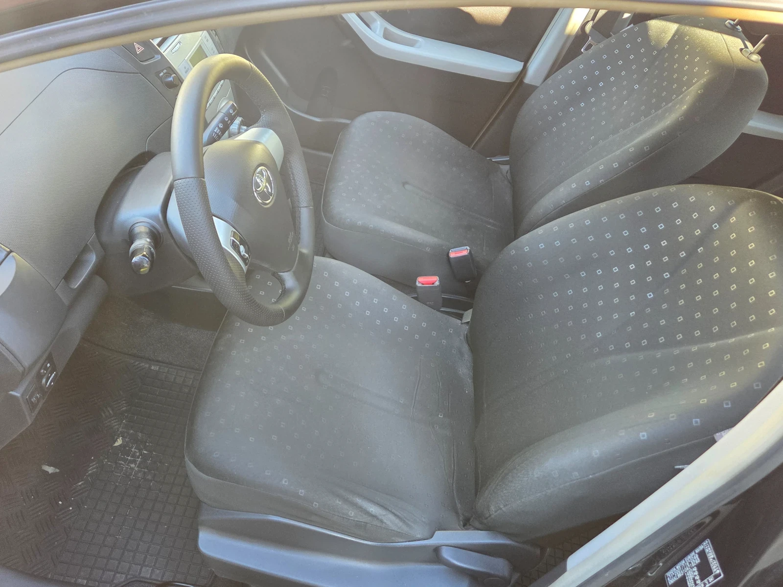 Toyota Yaris 1300-VVT-I 87 K.S. NOV VNOS-PERFEKTNA | Mobile.bg   11