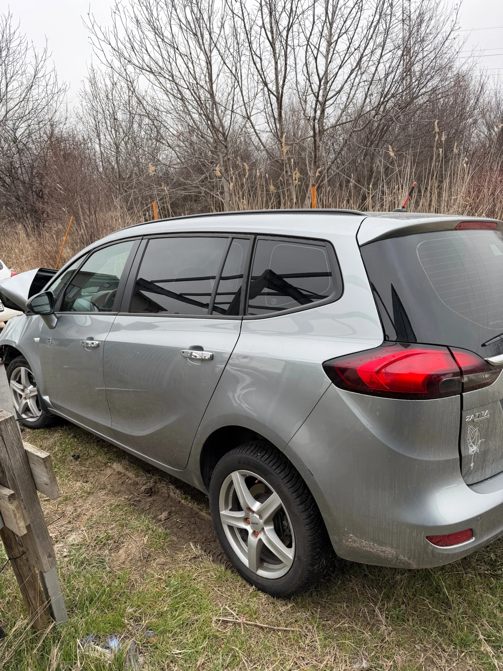 Opel Zafira, снимка 2 - Автомобили и джипове - 53751214