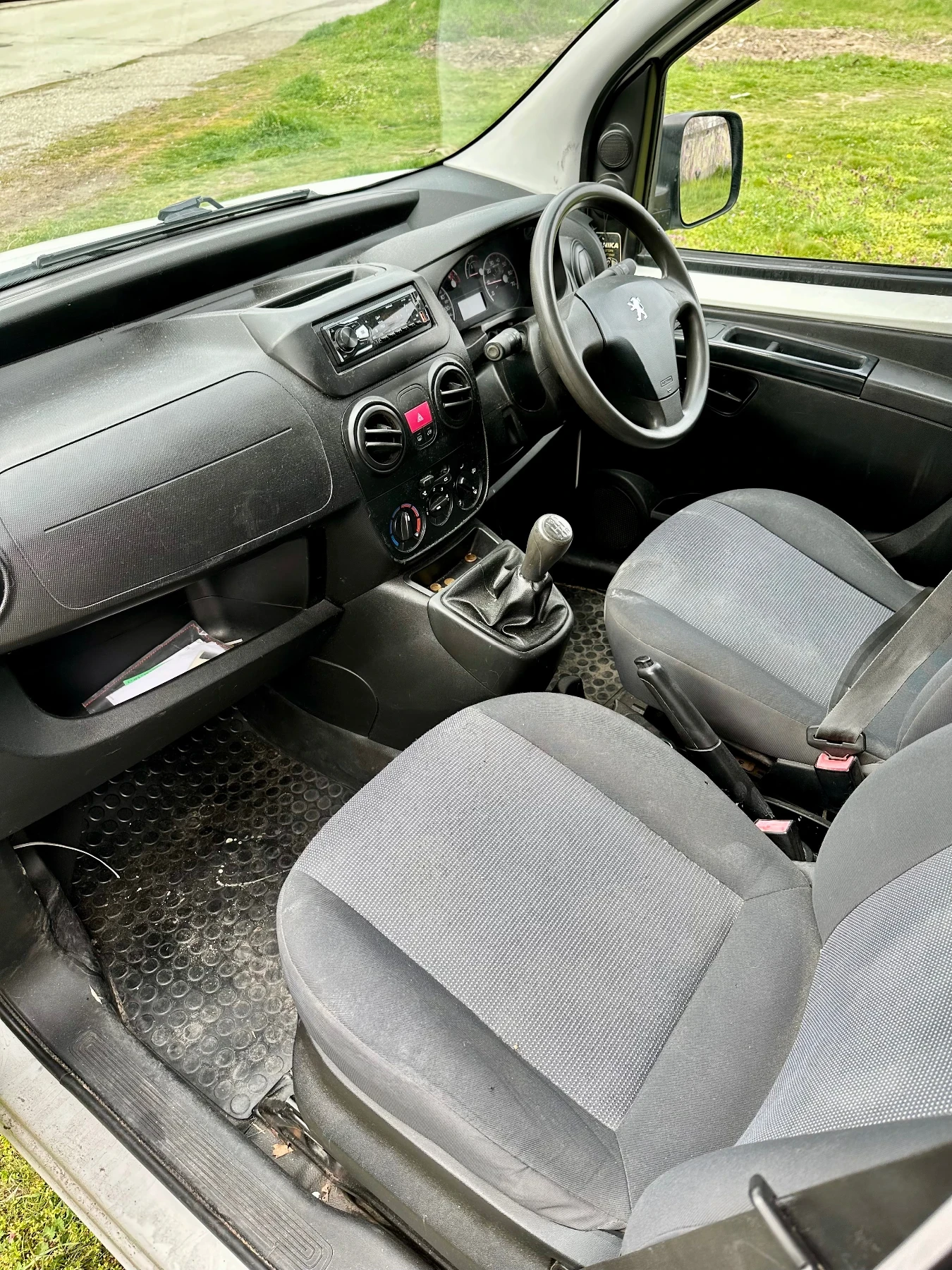 Peugeot Bipper, снимка 9 - Автомобили и джипове - 54338722