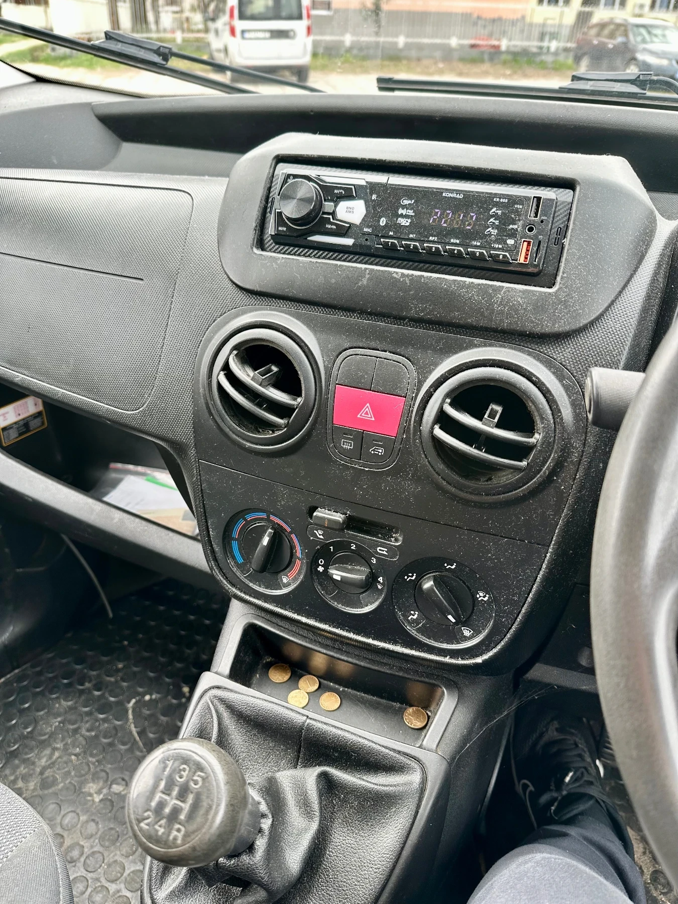 Peugeot Bipper, снимка 11 - Автомобили и джипове - 54338722